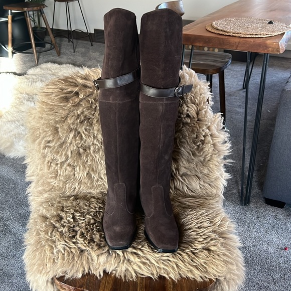 Davos Gomma Brown Suede Boots - Picture 2 of 6